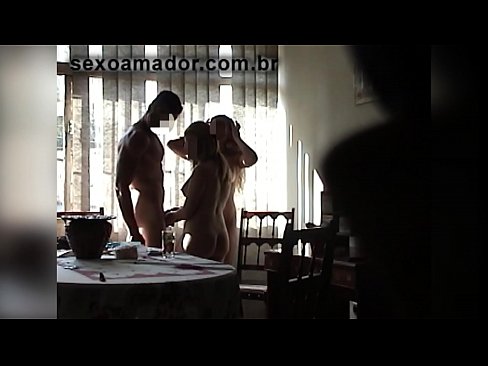 ❤️ Sex-Freunde laden einen riesigen Mann und einen Dreier mit ihm ein ❤️❌ Sluts bei de.filmepornonline.ru ️❤